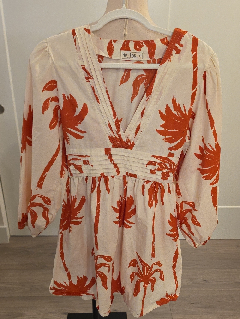 TNS brand women’s Orange& cream Palm-Print Mini Dress or coverup size s EUC